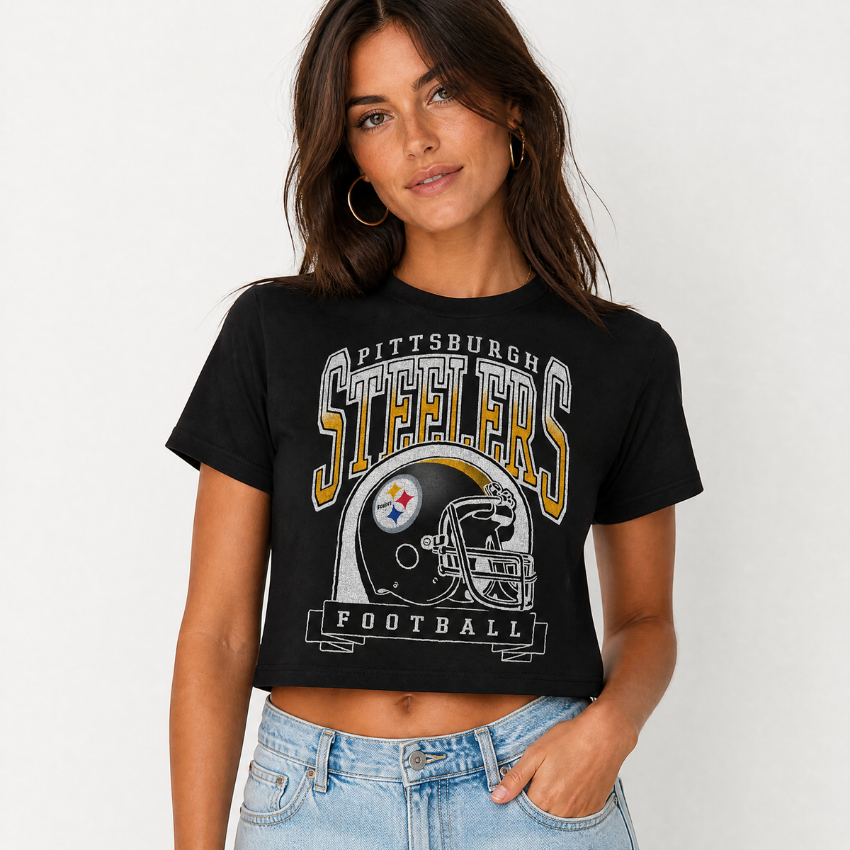 Pittsburgh Steelers Junk Food NFL Women's Franchise Helmet Crop T-Shirt - Black
